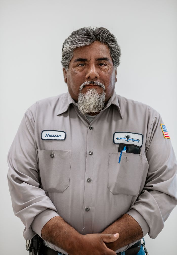 DISTRIBUTION FOREMAN 